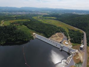 サンルダム（常時満水位到達時）写真