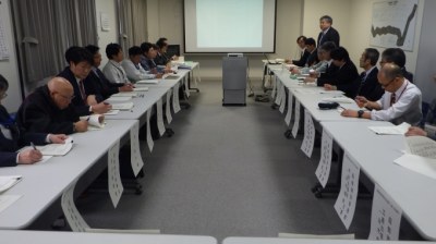 会議をしている写真