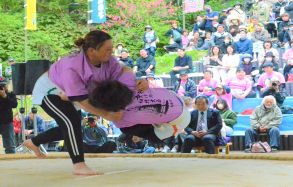 北海道女だけの相撲大会