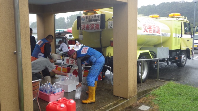 令和元年9月16日(月曜日)　給水活動（君津市亀山コミュニティセンター）