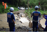 8月26日 TEC-FORCE活動状況 占冠村　現地調査（函館開発建設部）