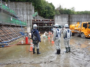 沙流川ダム　平取ダム現地視察（北大）