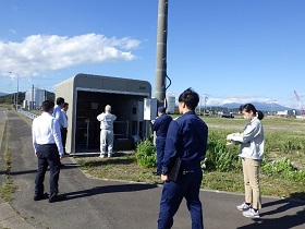 白老港で「海洋汚染等及び海上災害の防止に関する法律」に基づく油濁防止緊急措置手引書等の立入検査を実施