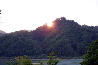 夏至の太陽を見る