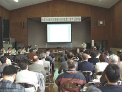 沙流川水系河川整備計画　説明会(門別町青少年会館)