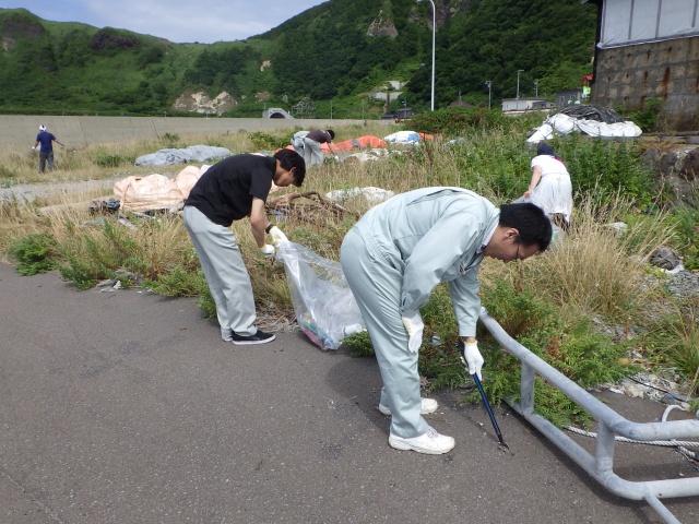 ゴミ持ち帰り運動の写真