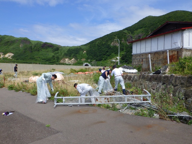 ゴミ持ち帰り運動の写真