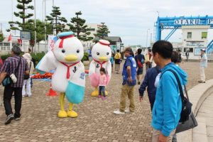 ぽーとん・べいくりん登場