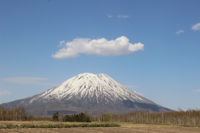 羊蹄山（国道5号 宮田ビューポイントパーキング（ニセコ町））