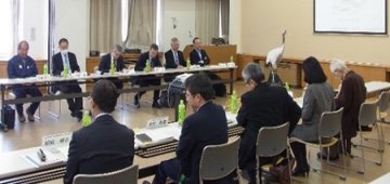 タンチョウも住めるまちづくり検討協議会の様子