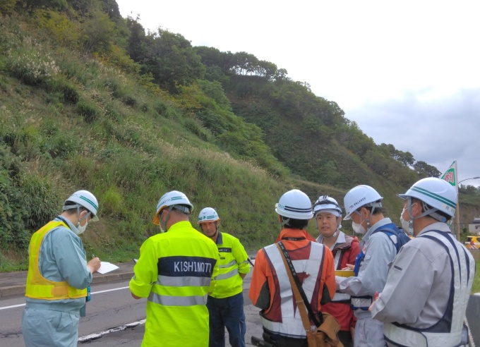 写真③_9／19現地調査状況（国道231号　石狩市浜益区）