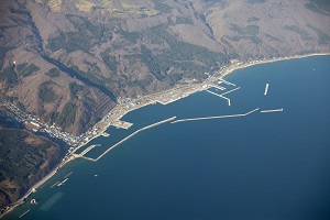奥尻港上空写真