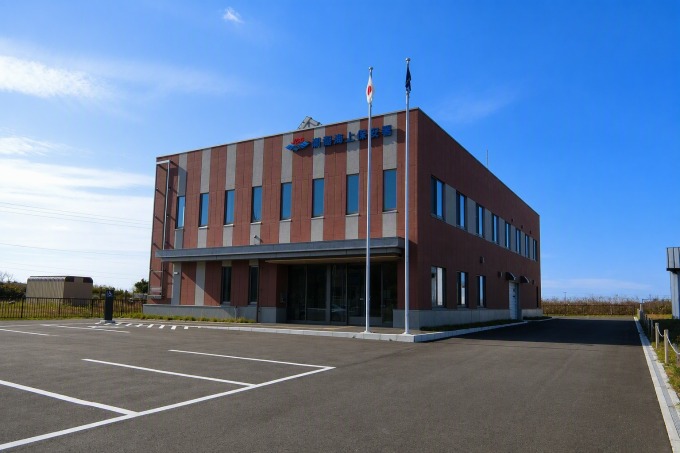 004外観