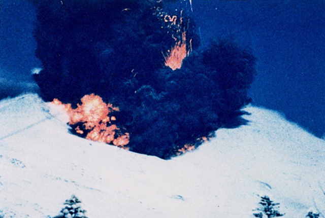 十勝岳噴火の写真