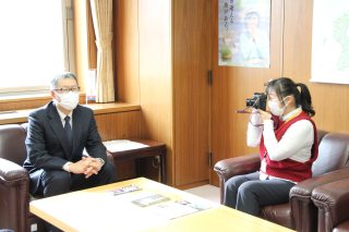 山崎さんと倉内北海道開発局長