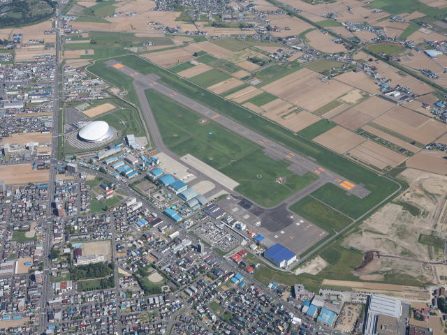 札幌飛行場（丘珠空港）全景
