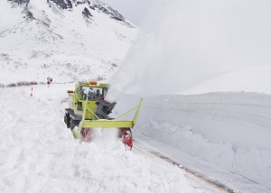 ロータリ除雪車1