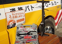 オロロンライン・サイクリスト・応援カー