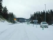 冬に強い道路「豊富バイパス」の開通により地吹雪時の交通遮断を回避！交通事故が減少！