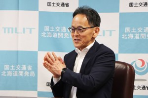 坂場 武彦 前北海道開発局長写真