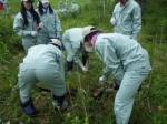 帯広工業高校2年生植物移植作業_1