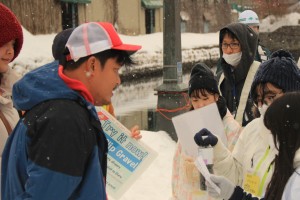 観光客への呼びかけ（浅草橋）