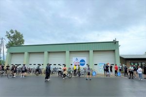 サイクリストで賑わう様子