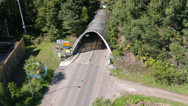 ルーバー外観（俯瞰）