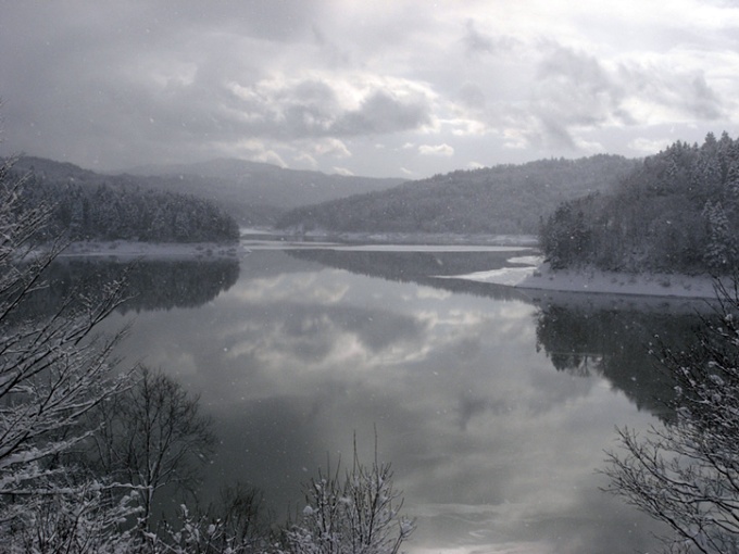 冬の桂沢湖