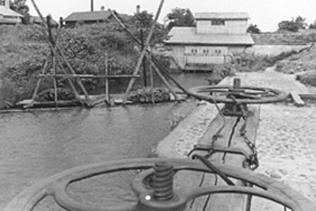 昭和38年6月頃の創成川取水口