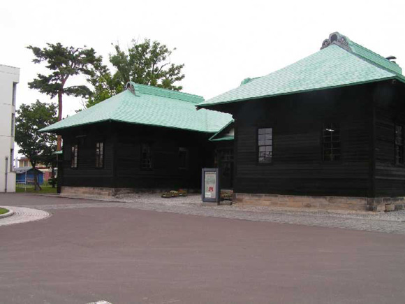 明治19年に再建された樺戸集治監の本庁舎