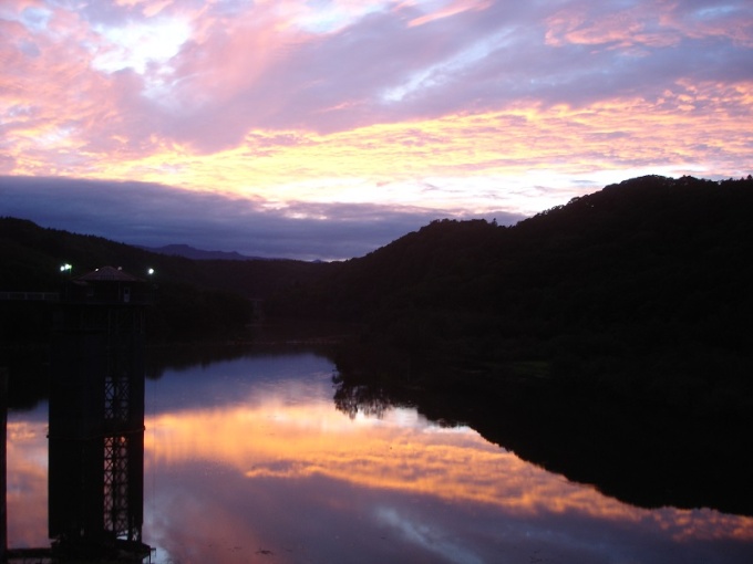 恵庭湖の夕焼けの画像