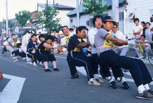 綱引き